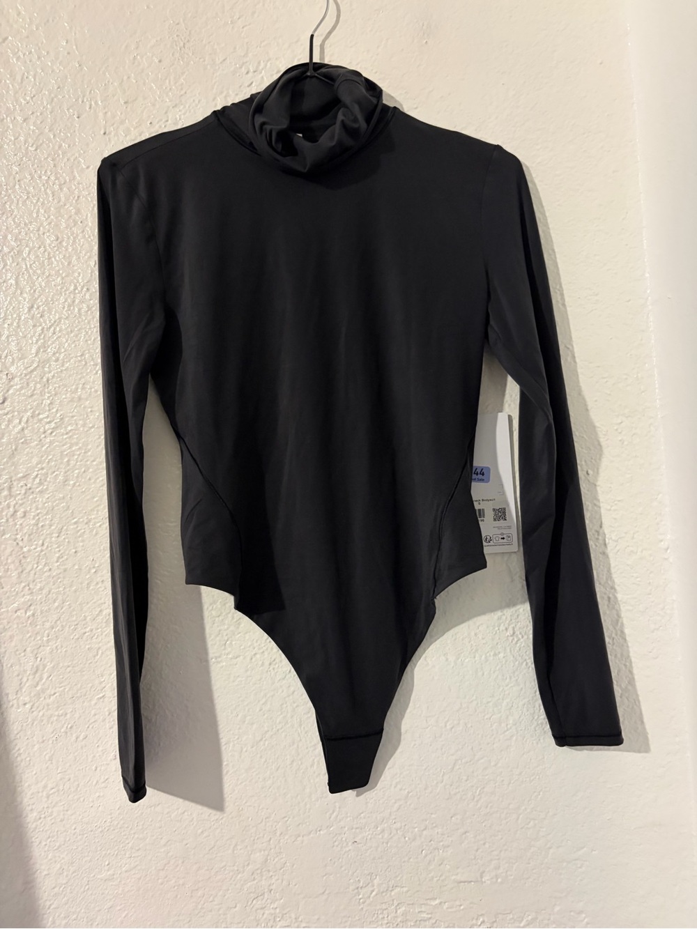 Lululemon Wondermost Black Long-Sleeve Turtleneck bodysuit